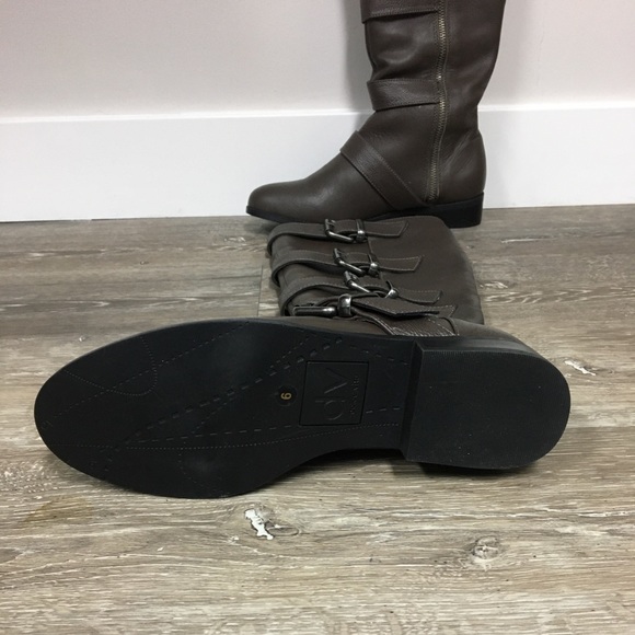 Tall Brown Leather Boots Size 6 - Picture 3 of 4